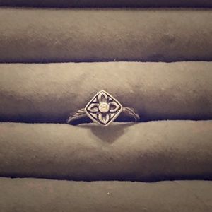 Silpada stackable ring